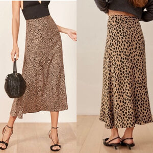 Reformation Bea Midi Skirt in Leopard Animal Print | Brown/Tan - size 2P